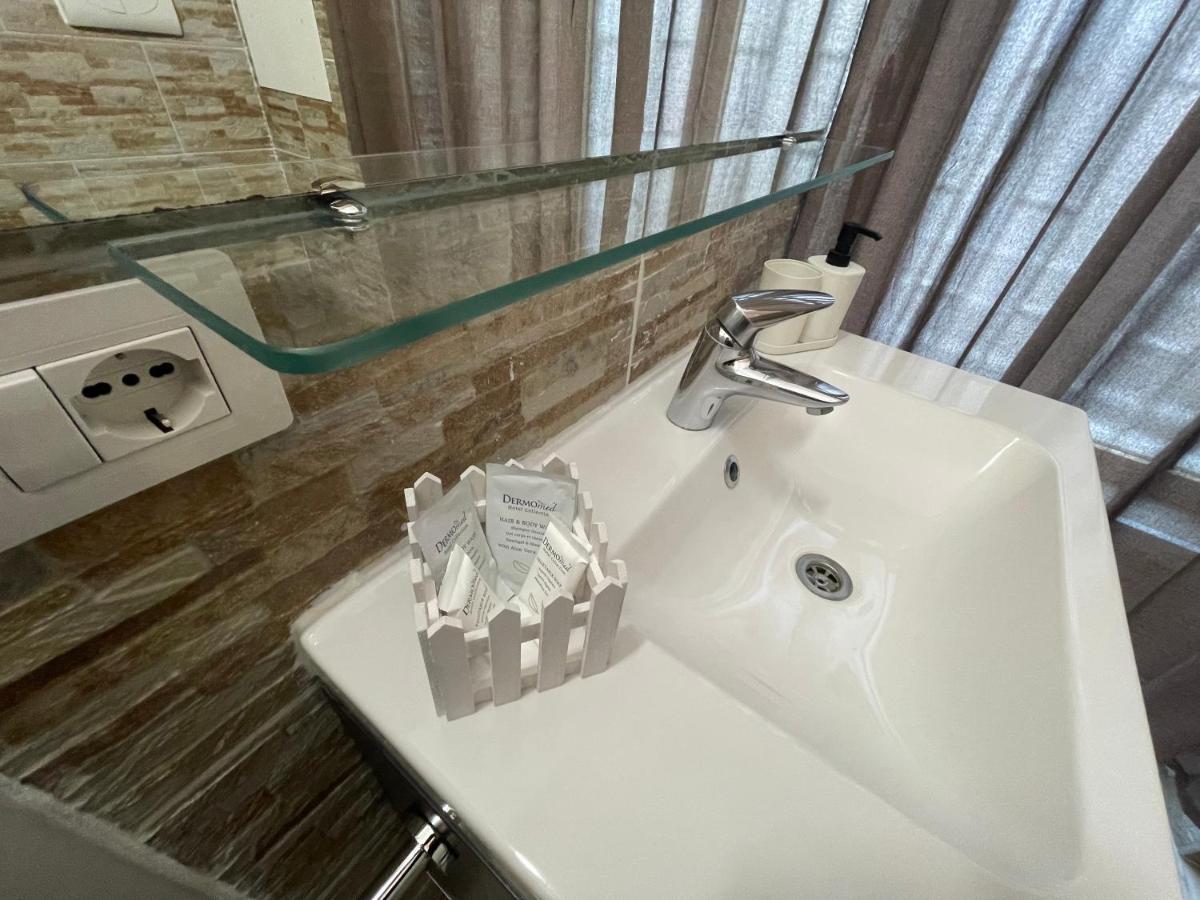 Plan B Apartment เนเปิลส์ ภายนอก รูปภาพ