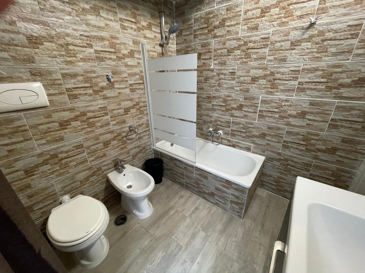 Plan B Apartment เนเปิลส์ ภายนอก รูปภาพ