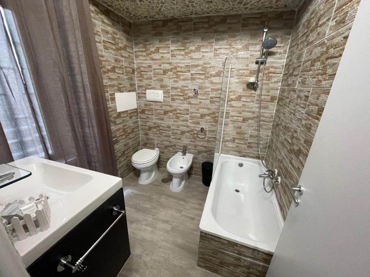 Plan B Apartment เนเปิลส์ ภายนอก รูปภาพ